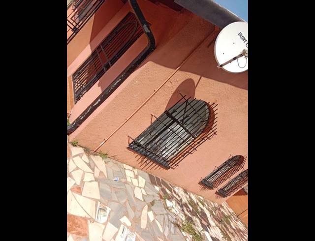 3 BEDROOM PROPERTY TO RENT IN RIVERLEA